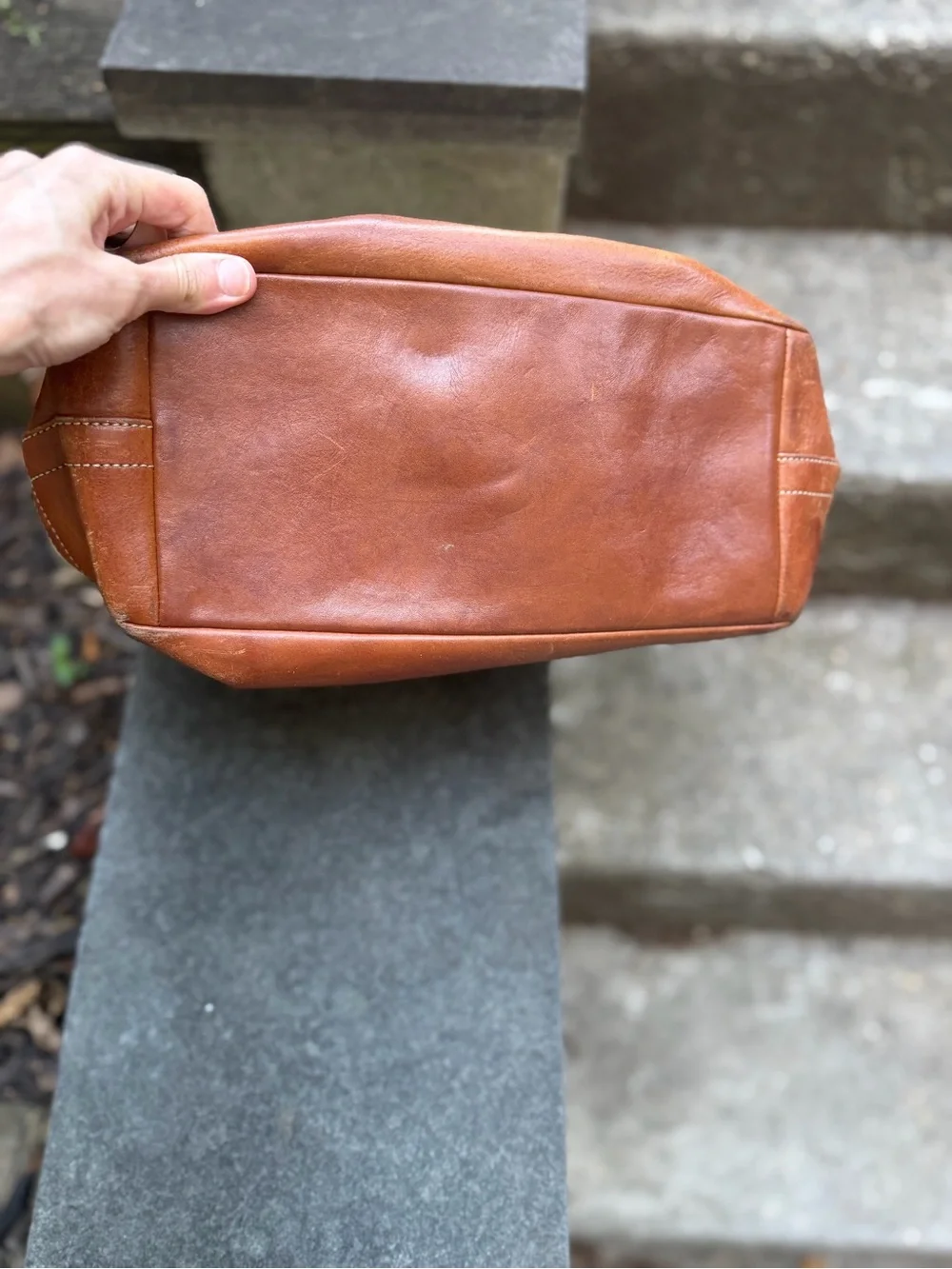 Gorgeous vintage Coach shoulder bag GUC